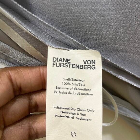 Diane Von Furstenberg Sleeveless Silk Floor Length Gown w/ Sequins Appliqué Sz 2 - Picture 7 of 9